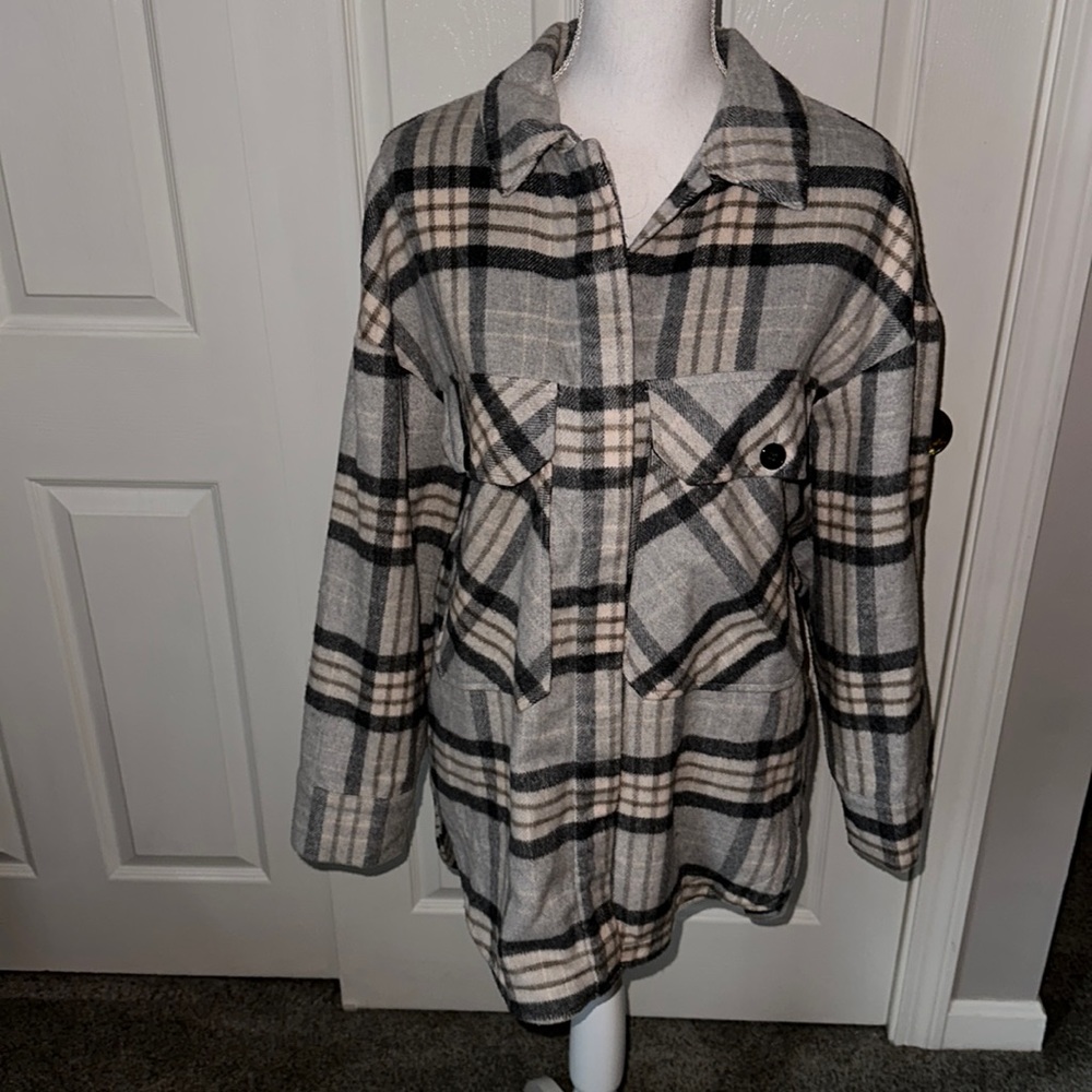 Zara Shacket - Picture 2 of 5